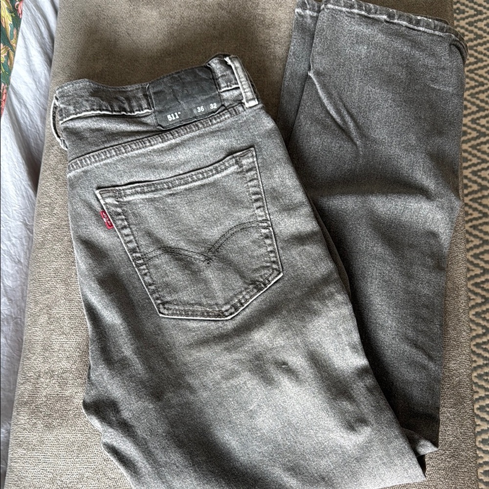 Levi's Men's Charcoal Slim Jeans
